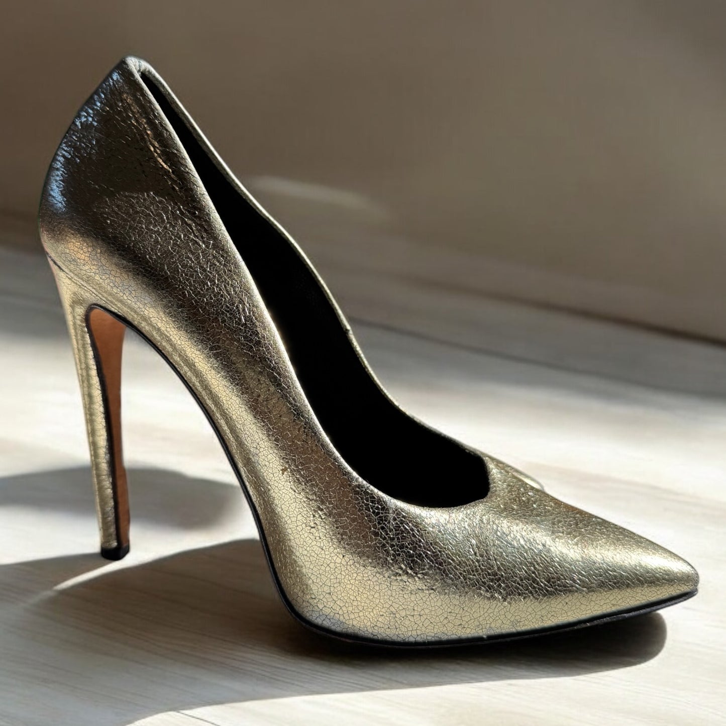 Luxury Gold Leather Pointed-Toe Heels - G. Luccheti Size 39, Made in Italy