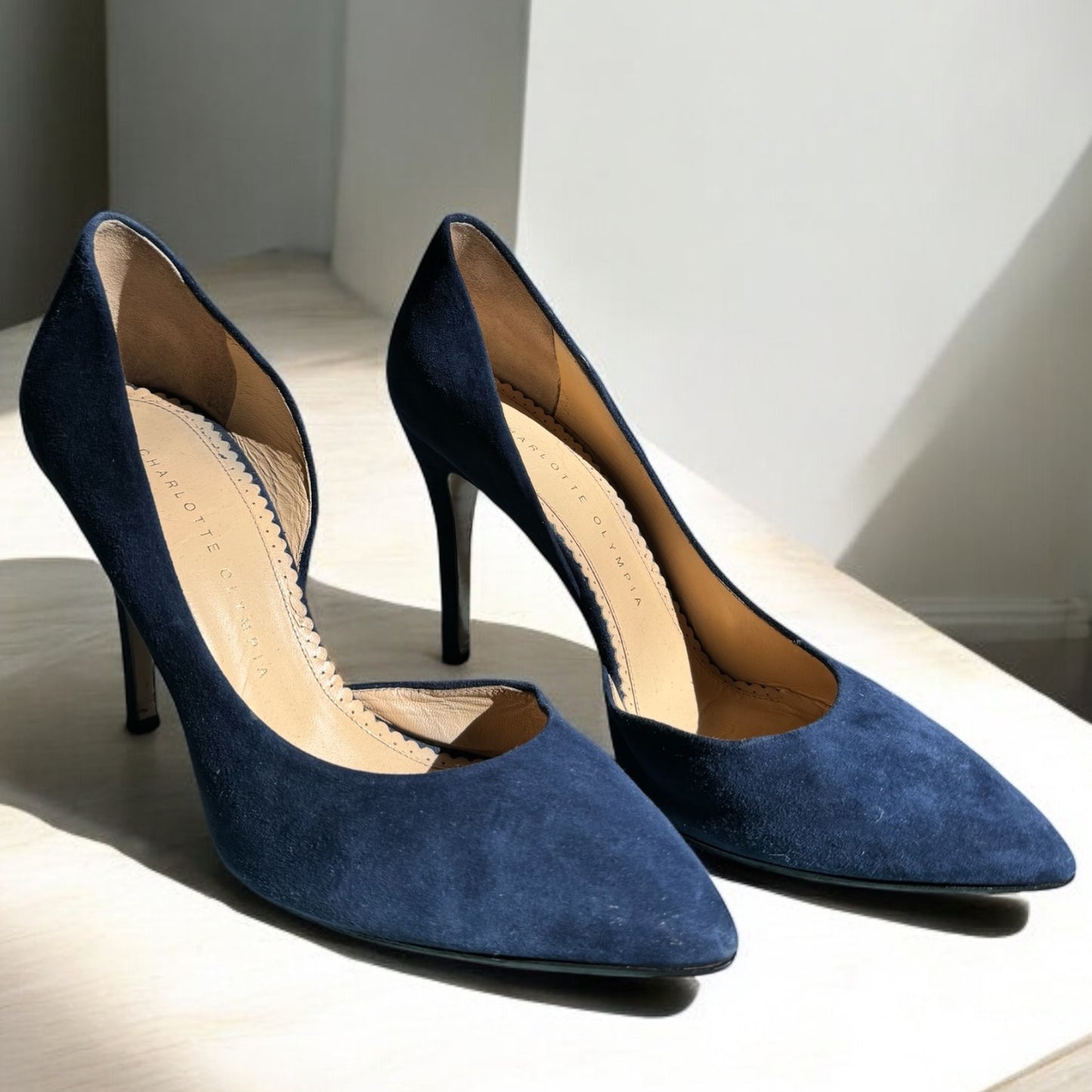 Charlotte Olympia Classic Navy Blue Suede Pumps – Size 38.5