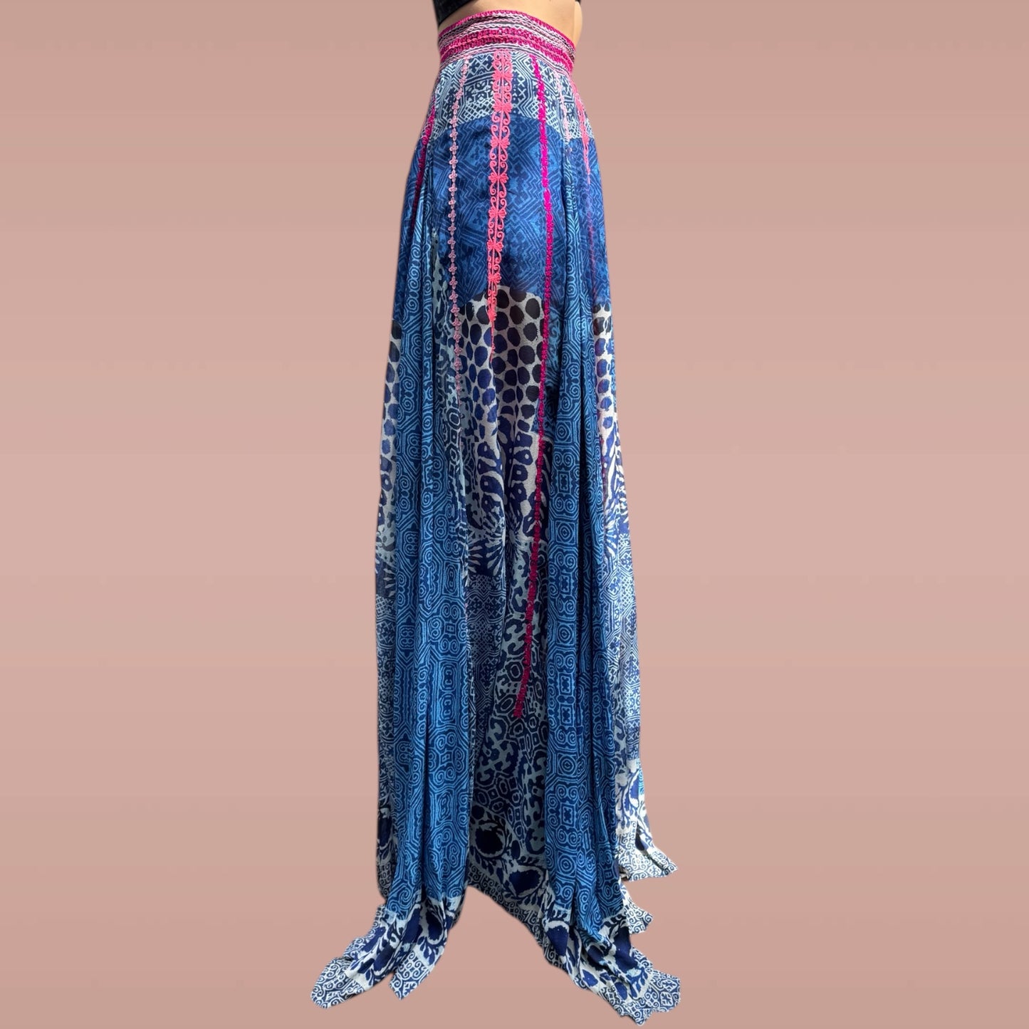 Hemant & Nandita High-Waisted Boho Maxi Skirt – Size Small
