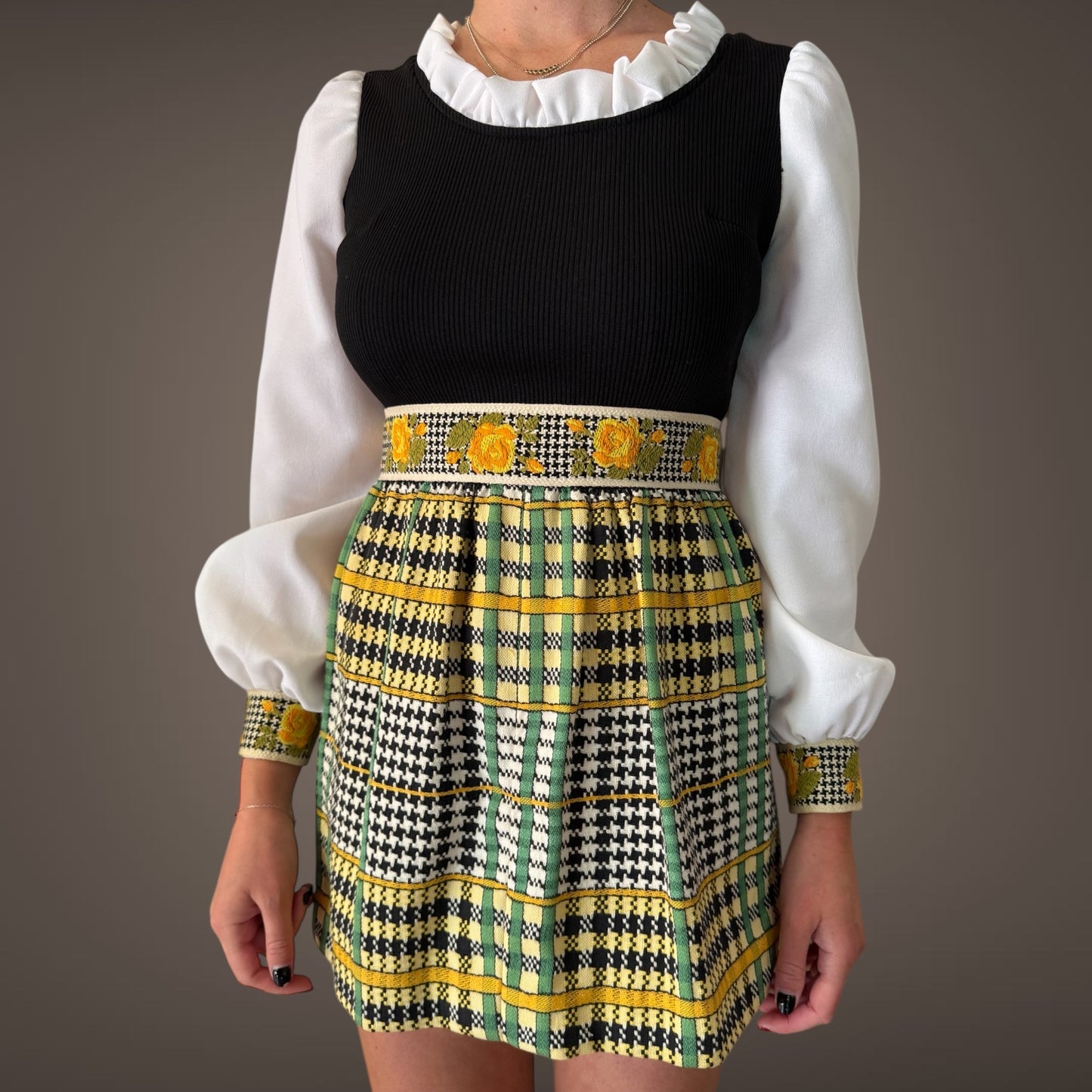 Vintage Tailored Mini Dress – Floral Waistband & Puff Sleeves