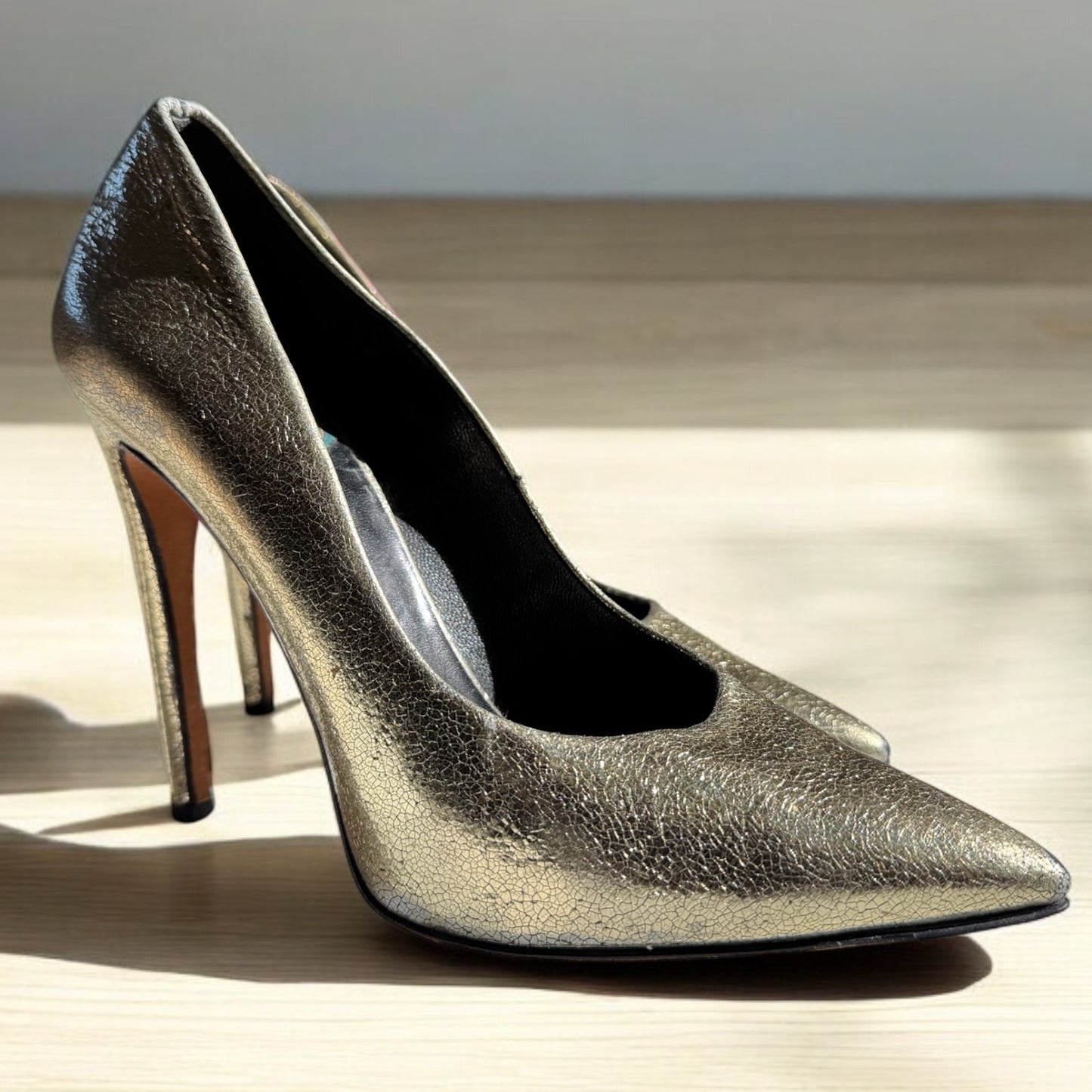 Luxury Gold Leather Pointed-Toe Heels - G. Luccheti Size 39, Made in Italy