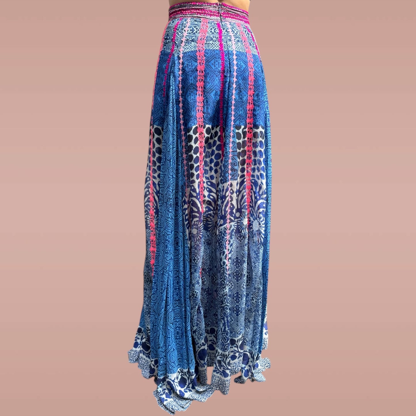Hemant & Nandita High-Waisted Boho Maxi Skirt – Size Small