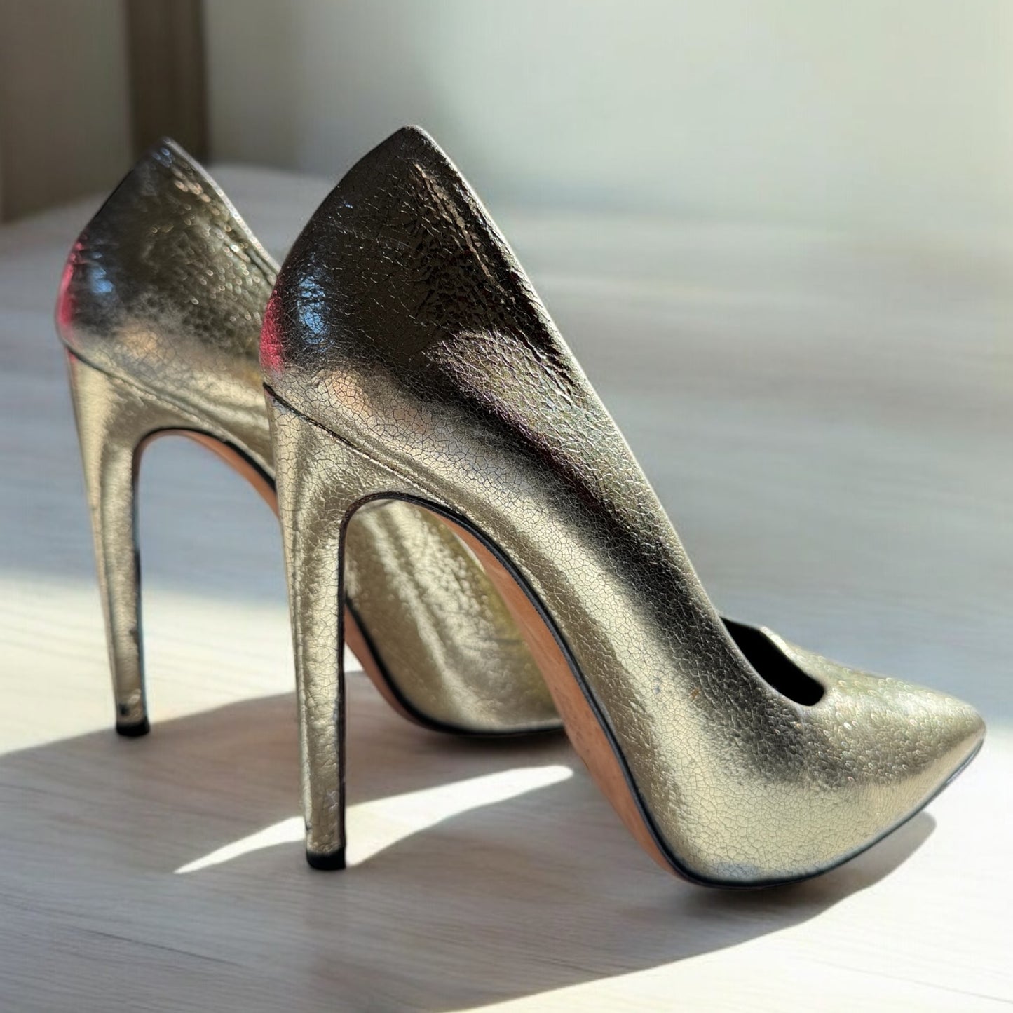 Luxury Gold Leather Pointed-Toe Heels - G. Luccheti Size 39, Made in Italy